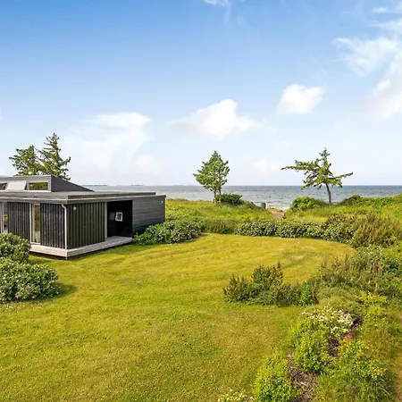 Beautiful In With House Sea View Holiday home