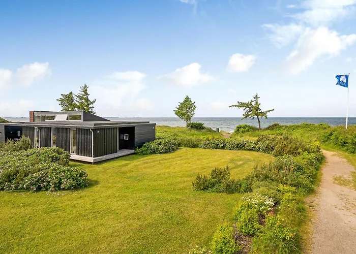 Four-bedroom In Holiday home