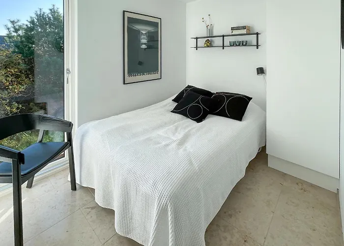 Holiday home Four-bedroom In